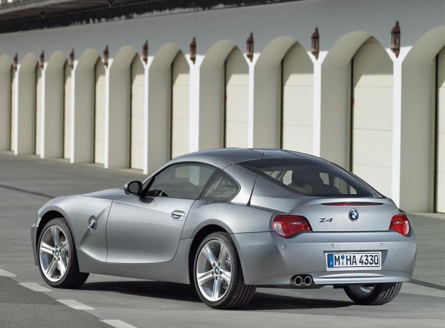  BMW Z4 Coupe 2006 года  (фото 11 из 49)